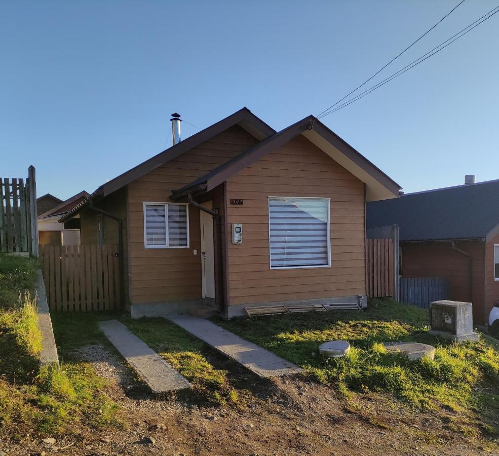 Casa Equipada Para 4 Personas Con Estacionamiento Apartamento Coyhaique Exterior foto